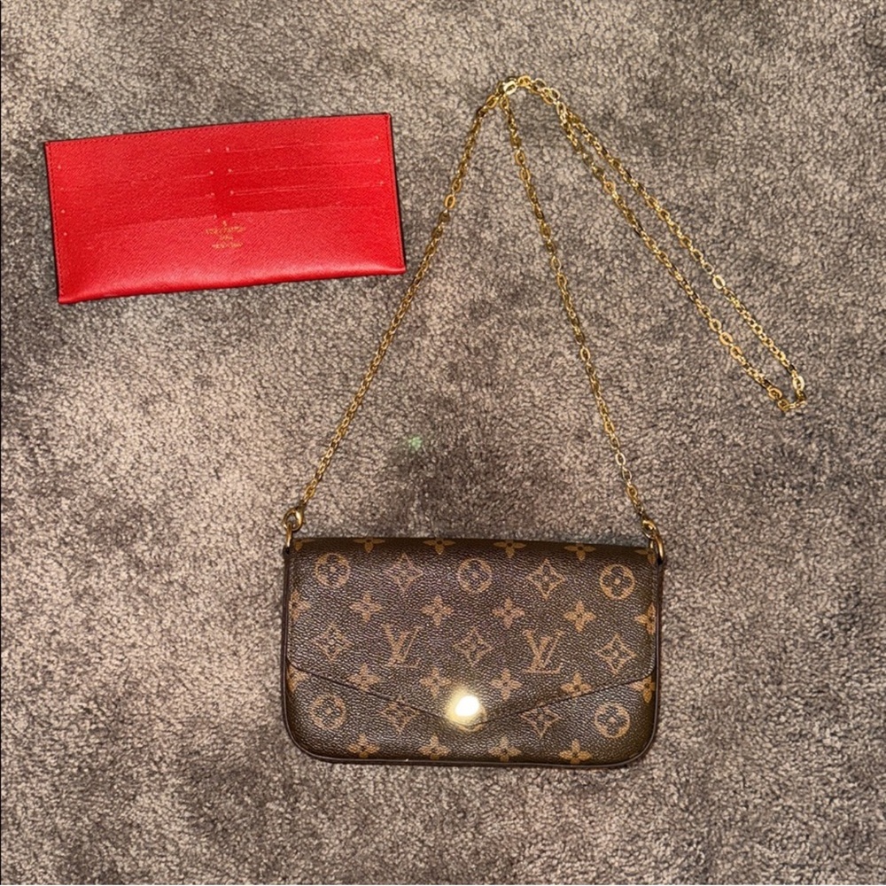 Elegant Monogram Crossbody Bag with Gold Chain